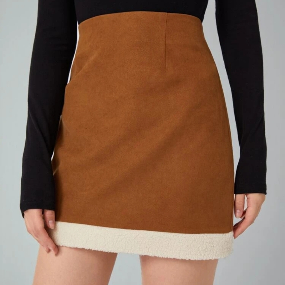 🍉3/$20 Faux-Shearling Hem Mini Skirt